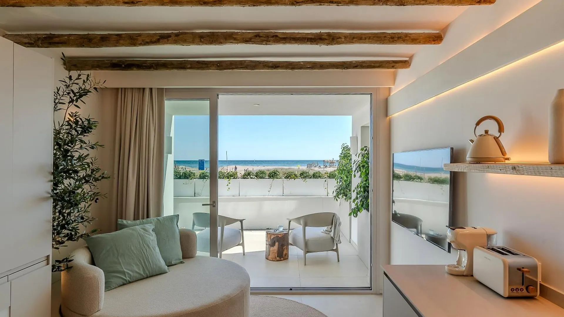 Apartamentos Azul Castelldefels Apart-hotel