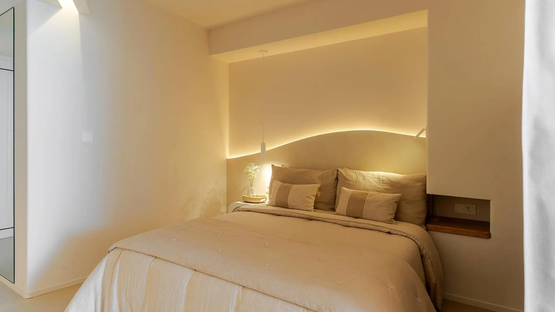 Apartamentos Azul Castelldefels 0*,